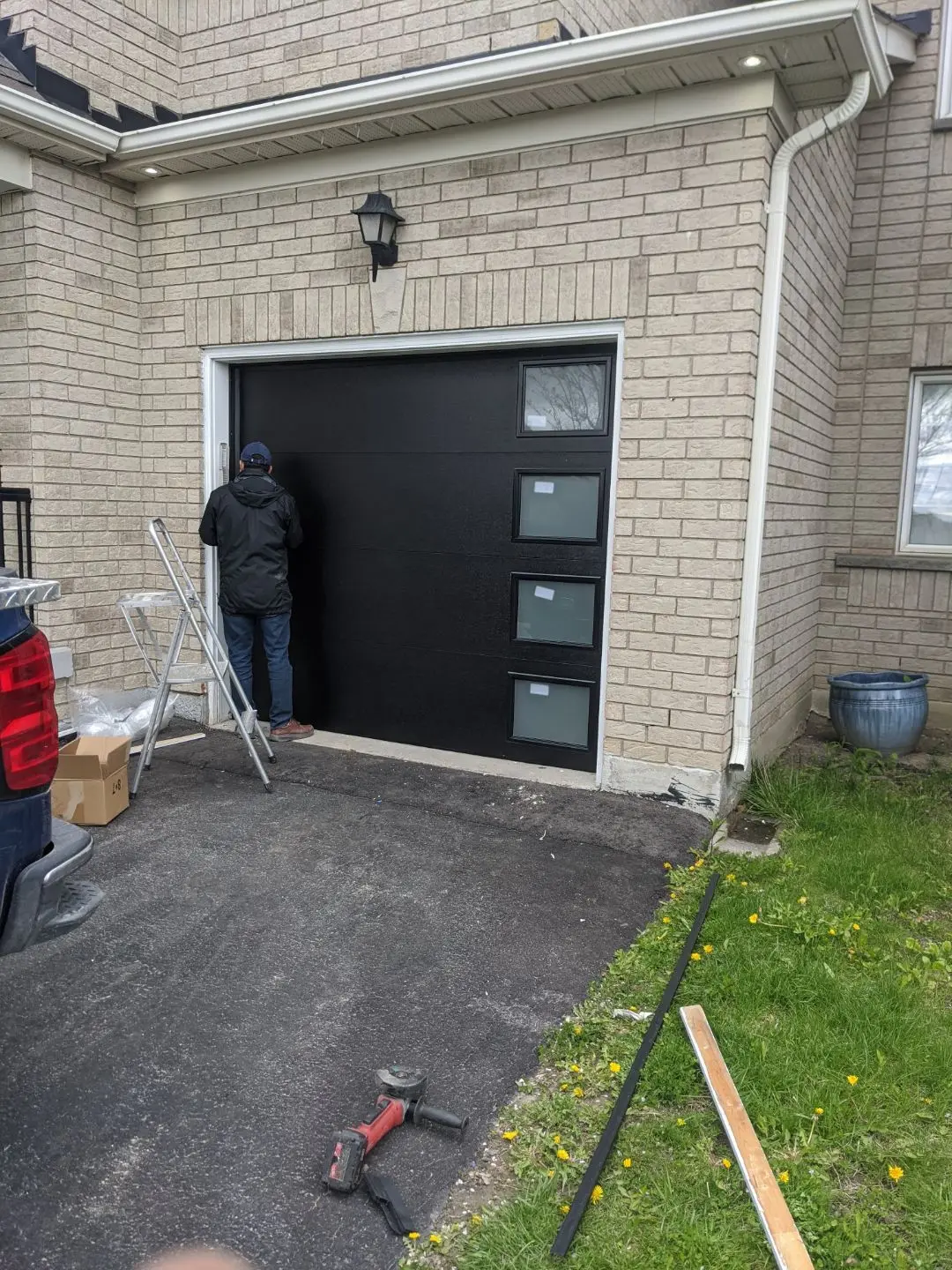 Emergency Garage Door Repair Company